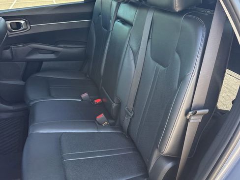 Used 2022 Kia Sorento S w/ Panoramic Sunroof Package FWD image 18