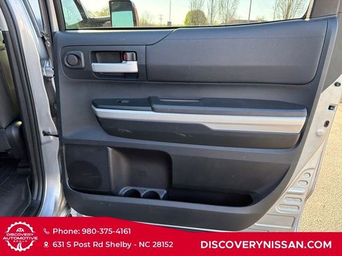 Used 2015 Toyota Tundra SR5 w/ SR5 Upgrade Package image 37