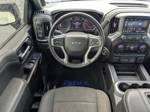 Used 2021 Chevrolet Silverado 1500 LT Trail Boss w/ Convenience Package II AWD/4WD image 18