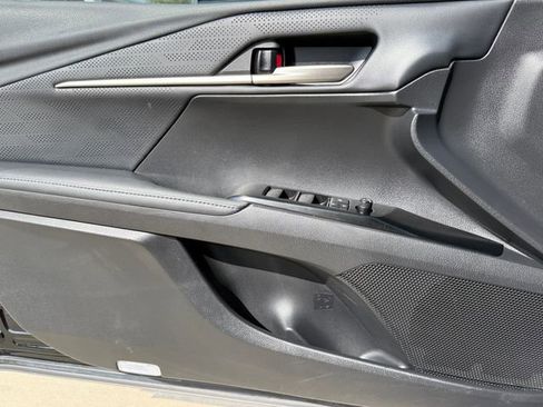 Used 2025 Toyota Camry XSE FWD image 22