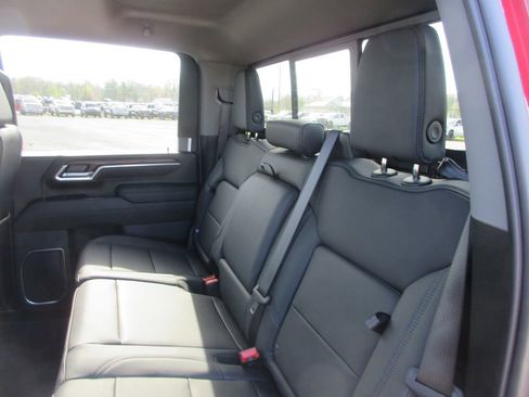 New 2026 GMC Sierra 2500 SLT image 14