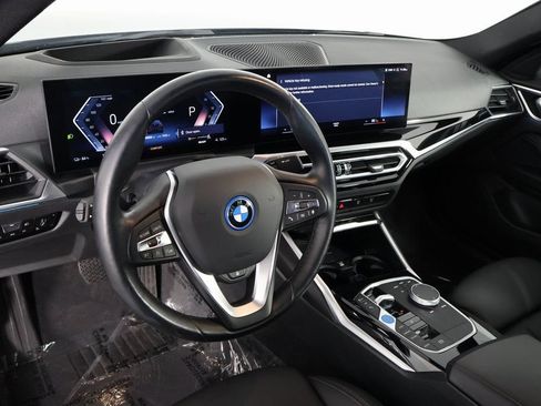 Used 2023 BMW i4 eDrive40 w/ Premium Package RWD image 7