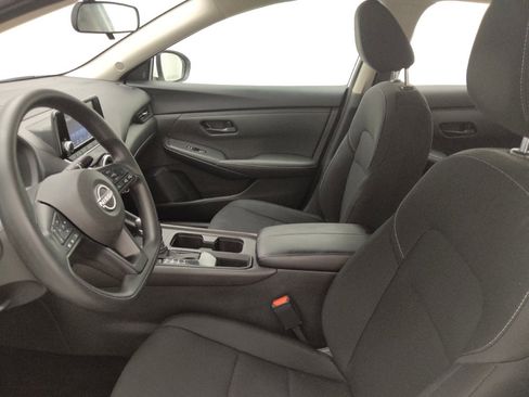 Used 2024 Nissan Sentra S FWD image 17