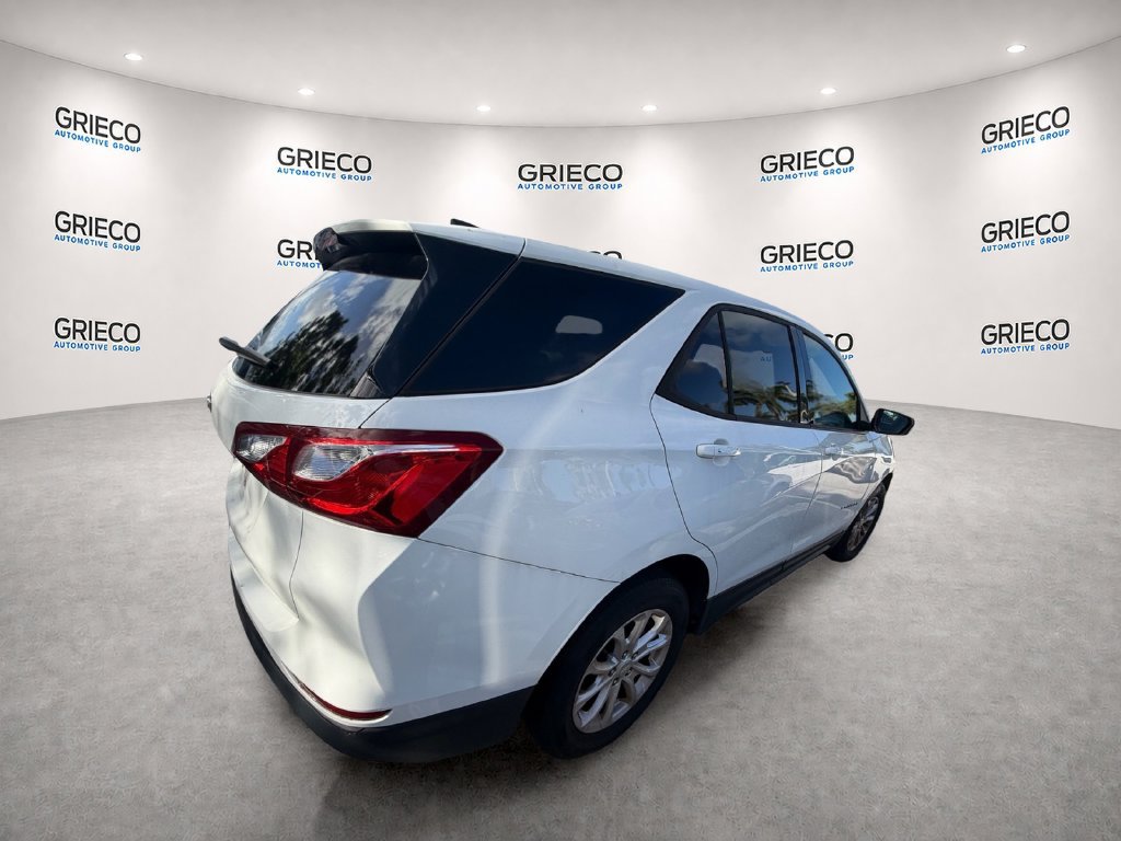 Used 2019 Chevrolet Equinox LS w/ LS Convenience Package FWD image 11