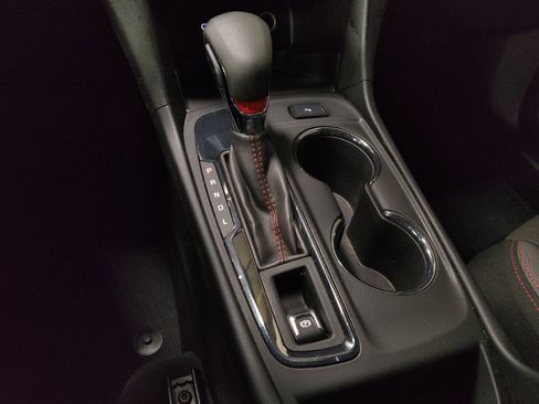 Used 2022 Chevrolet Equinox RS image 26