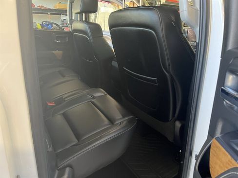 Used 2015 Chevrolet Silverado 2500 LTZ image 10