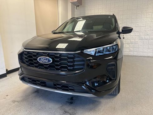 Used 2024 Ford Escape ST-Line w/ Tech Pack #1 image 38