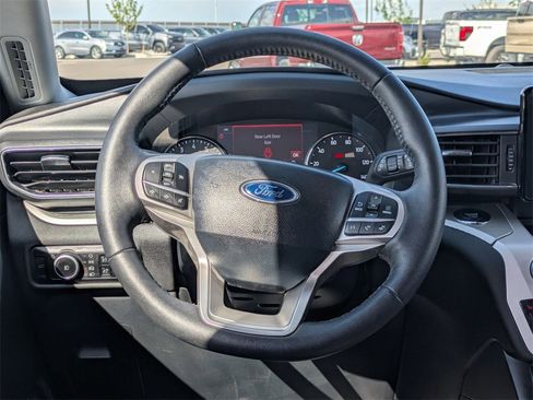 Used 2024 Ford Explorer XLT w/ Equipment Group 202A image 14
