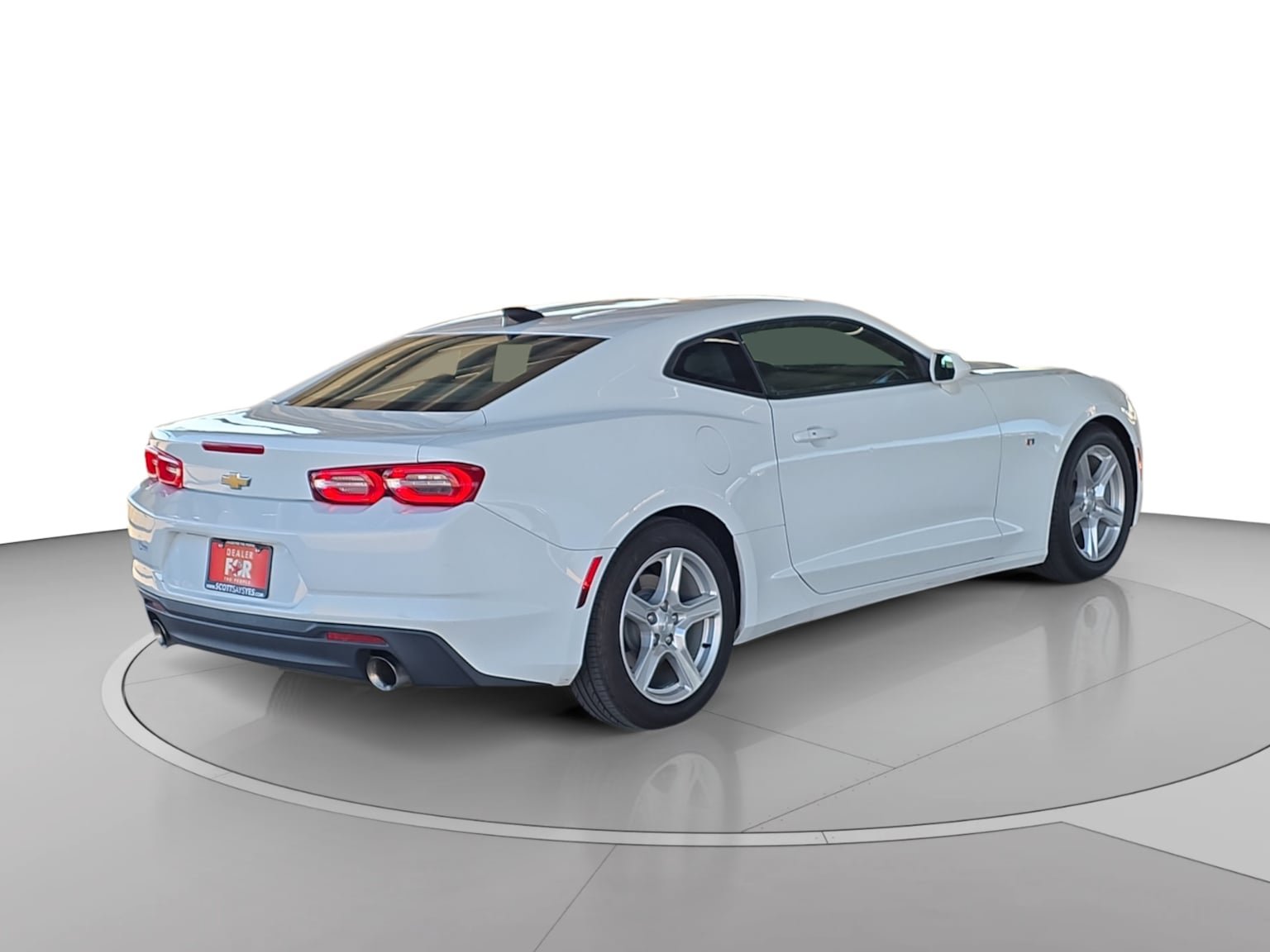 Used 2023 Chevrolet Camaro LT RWD image 10