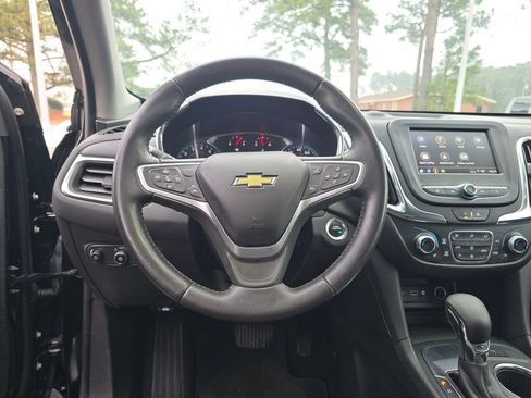 Used 2022 Chevrolet Equinox LT image 15