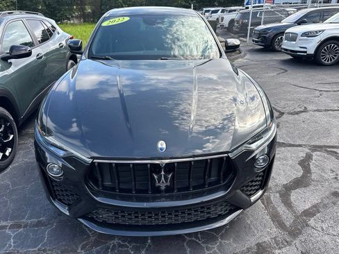 Used 2022 Maserati Levante Modena AWD/4WD image 4