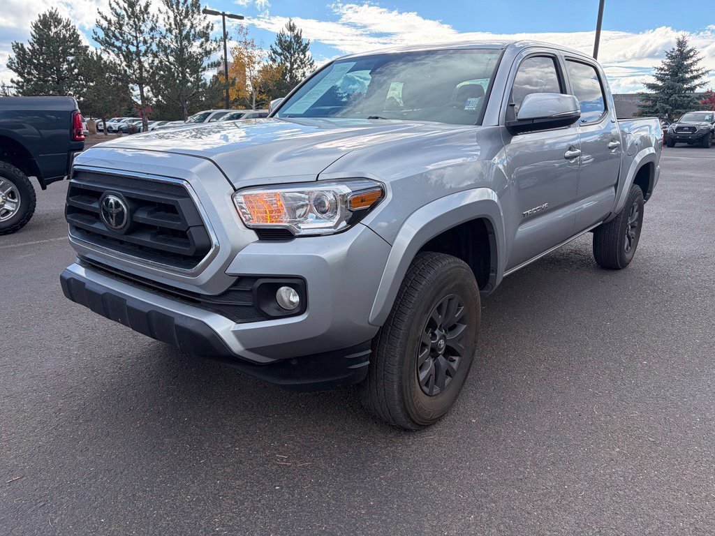 Used 2023 Toyota Tacoma SR5 w/ Technology Package AWD/4WD image 4
