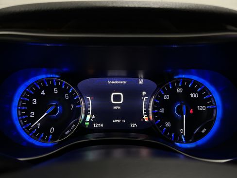 Used 2021 Chrysler Pacifica Pinnacle AWD/4WD image 15