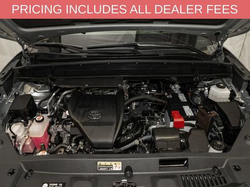 Used 2024 Toyota Highlander XSE AWD/4WD image 22