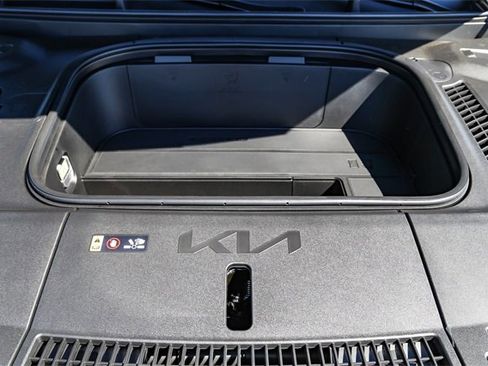 New 2026 Kia EV9 Wind image 13