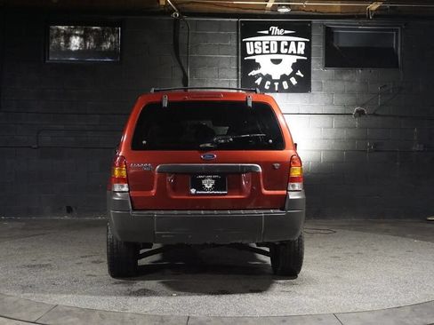 Used 2005 Ford Escape XLT AWD/4WD image 5