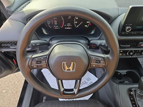 Certified 2023 Honda HR-V LX image 20