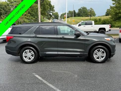 Used 2023 Ford Explorer XLT AWD/4WD image 14