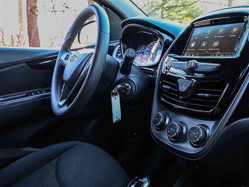 Used 2021 Chevrolet Spark LT w/ Spark Special Edition image 25