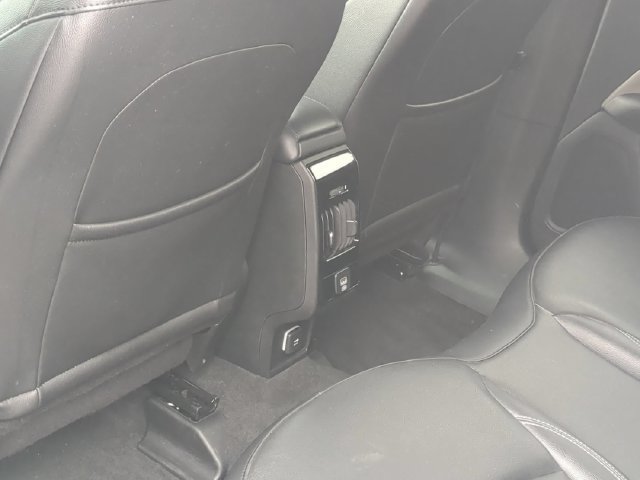 Used 2025 Jeep Compass Limited AWD/4WD image 17