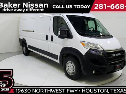 Used 2025 RAM ProMaster 2500 w/ Convenience Group FWD image 1