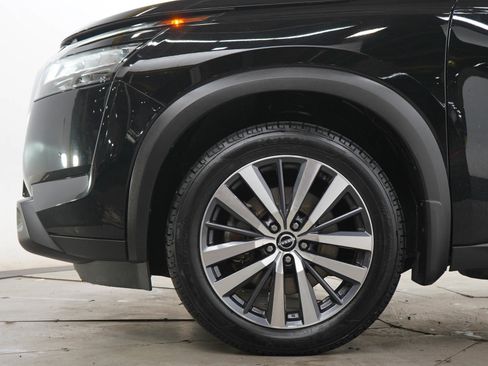 Used 2022 Nissan Pathfinder Platinum AWD/4WD image 27