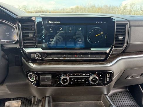 Used 2025 Chevrolet Silverado 1500 LT Trail Boss w/ Convenience Package II image 28