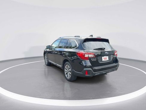 Used 2018 Subaru Outback 2.5i Touring w/ Popular Package #3 AWD/4WD image 6