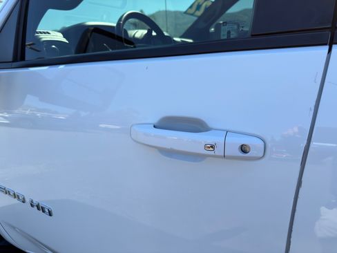 Used 2022 Chevrolet Silverado 2500 LT w/ Convenience Package image 46