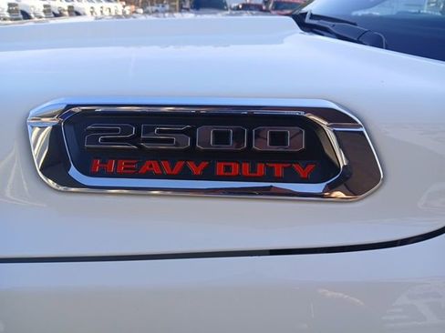 Used 2024 RAM 2500 Big Horn AWD/4WD image 9