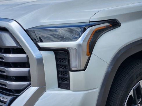 Used 2024 Toyota Tundra Limited w/ Power Package image 9