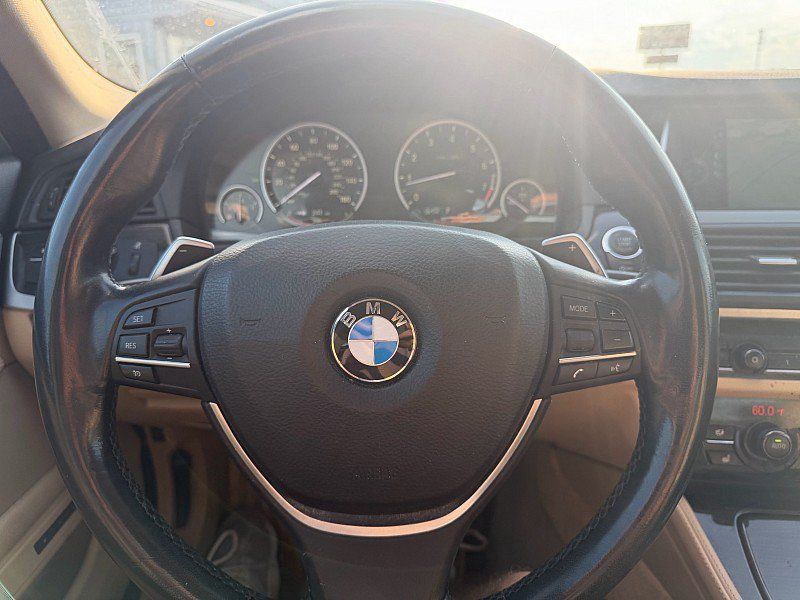 Used 2014 BMW 550i xDrive Sedan AWD/4WD image 11