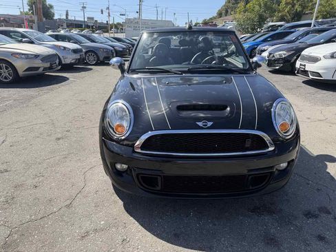 Used 2013 MINI Cooper S FWD image 2