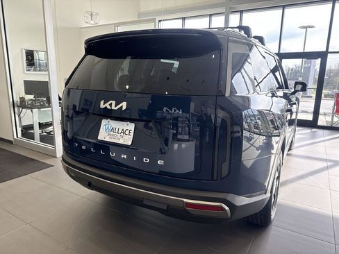 New 2027 Kia Telluride S image 5