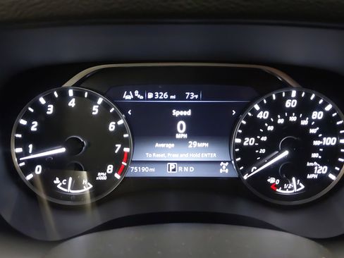 Used 2022 Nissan Frontier SV AWD/4WD image 19