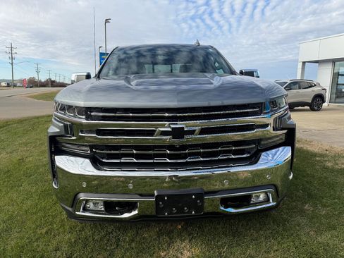Used 2019 Chevrolet Silverado 1500 LTZ w/ LTZ Premium Package image 2