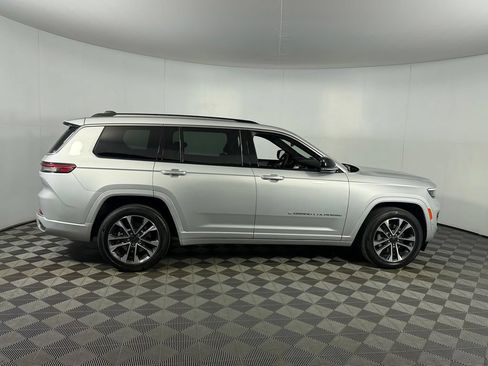 Used 2023 Jeep Grand Cherokee L Overland AWD/4WD image 6