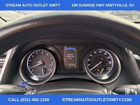 Used 2022 Toyota Camry SE image 25