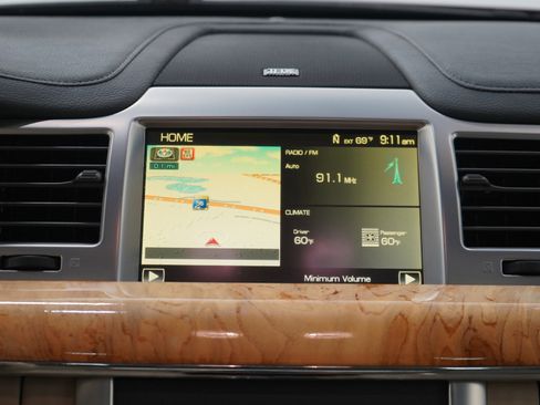 Used 2009 Lincoln MKS AWD image 16