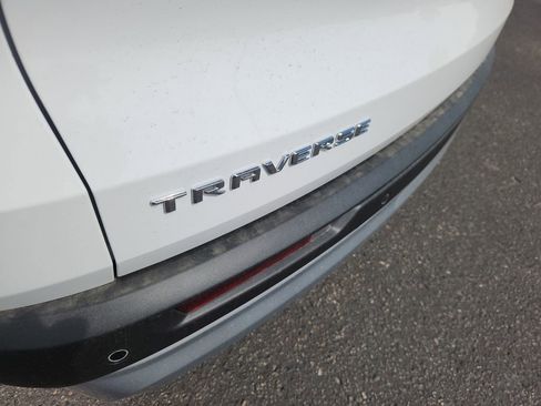 New 2025 Chevrolet Traverse LT w/ Driver Confidence Package image 13