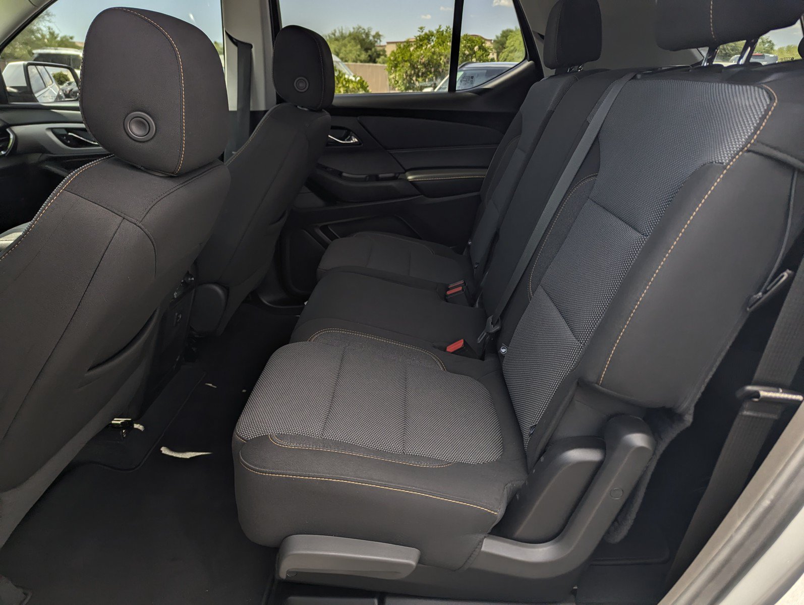 Used 2021 Chevrolet Traverse LT AWD/4WD image 8