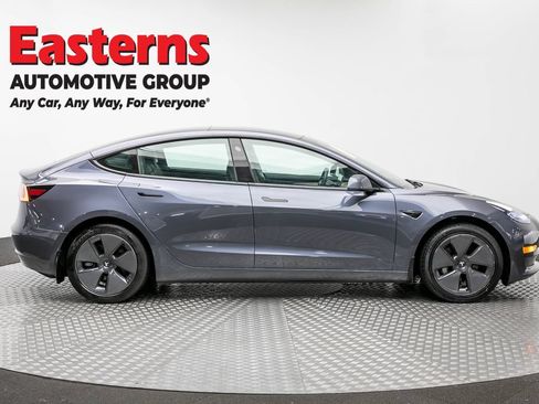 Used 2022 Tesla Model 3 Long Range AWD/4WD image 4