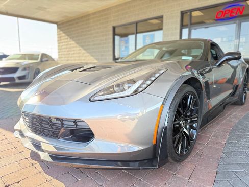 Used 2015 Chevrolet Corvette Z06 w/ 3LZ Preferred Equipment Group RWD image 33