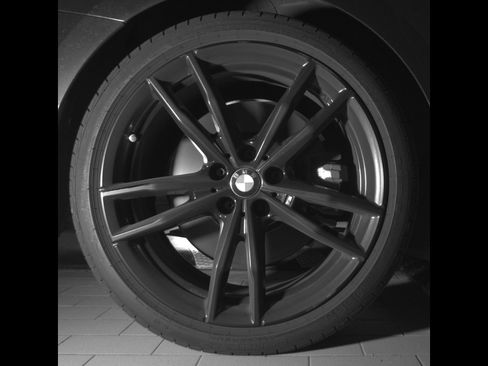 Used 2024 BMW M440i Convertible w/ Premium Package RWD image 26