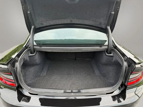 Used 2019 Dodge Charger SXT AWD/4WD image 36