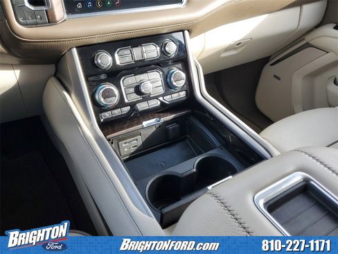 Used 2021 GMC Yukon Denali w/ Denali Ultimate Package image 31