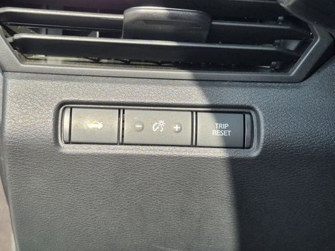 Certified 2022 Nissan Altima 2.5 SV FWD image 30
