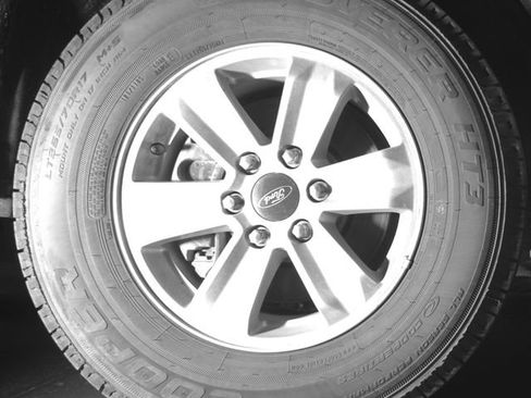Certified 2017 Ford F150 XLT w/ Equipment Group 301A Mid AWD/4WD image 10