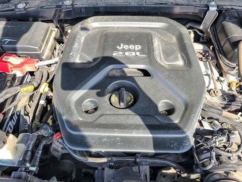 Used 2021 Jeep Wrangler Unlimited Sahara image 22