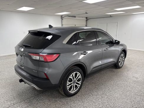 Used 2022 Ford Escape SEL w/ Technology Package image 7